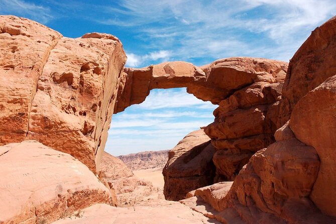 Private Petra and Wadi Rum Tour from Amman or Dead Sea - The private car and the people behind the wheel