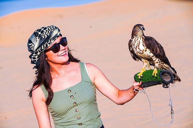 Private Premium Desert Safari 4x4 Vehicle with BBQ Dinner - DUBAI - BBQ dinner under the night sky
