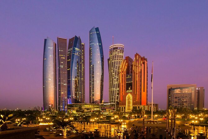 Private Sightseeing Tour in Abu Dhabi - Tasting dates at Abu Dhabi Dates Market