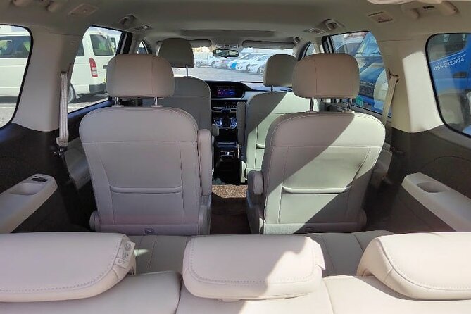 Private Transfer In Dubai - Reliability, Punctuality, and Communication