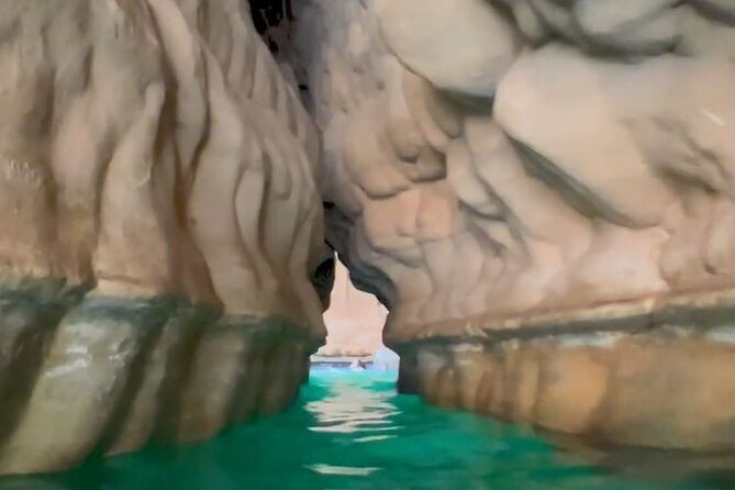 Private Wadi Shab - Bimmah Sinkhole - White Sand Beach - Full Day Tour - Why Wadi Shab deserves the full day