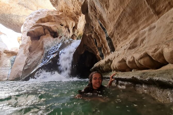 Private Wadi Shab - Bimmah Sinkhole - White Sand Beach - Full Day Tour - What to bring for comfort