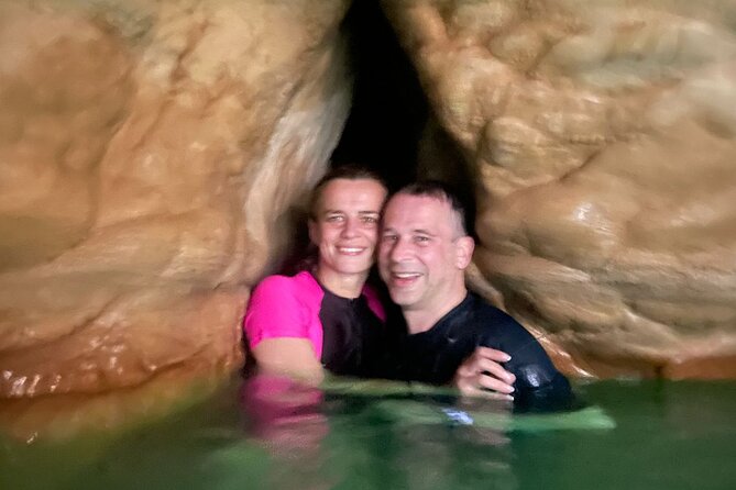 Private Wadi Shab - Bimmah Sinkhole - White Sand Beach - Full Day Tour - Who will get the most from this tour
