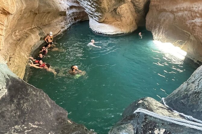 Private Wadi Shab - Bimmah Sinkhole - White Sand Beach - Full Day Tour - Bimmah Sinkhole: a short stop with a big view