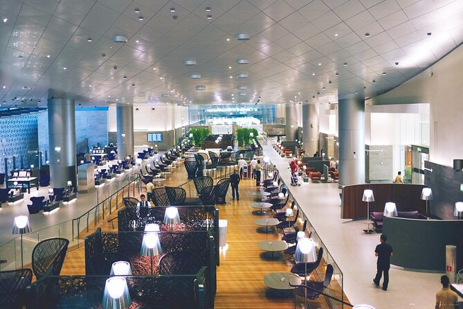 Qatar: Doha Hamad International Airport (DOH) Al Maha Lounge - Why Al Maha Works Best on a Long Doha Connection