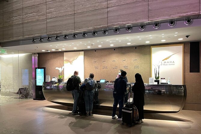 Qatar: Doha Hamad International Airport (DOH) Al Maha Lounge - Is the 4-Hour or 8-Hour Pass Better?