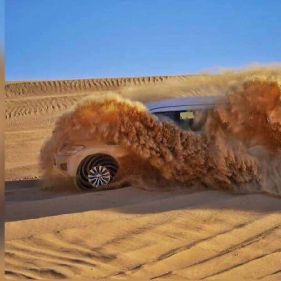 Ras Al Khaimah: Half-Day Desert Safari with Dinner - Photo stops and the changing desert light