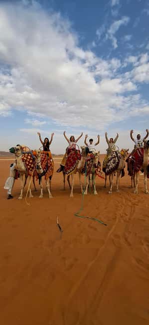 Riyadh: Desert Sand Dunes (VIT-Qude bike + Camel Ride) - Meeting the camels on the red sand