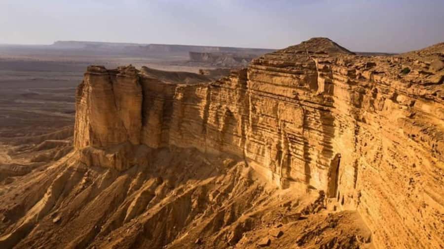 Riyadh Edge of The World and Bat Cave Visit by Bus - Booking details worth checking