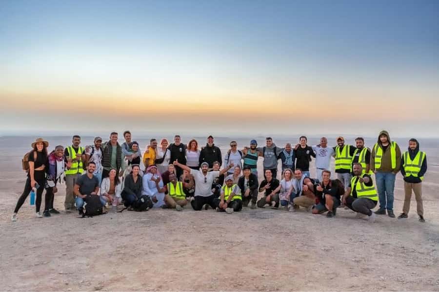 Riyadh: Edge Of The World and Bats Cave Tour by 4x4 - The drive from Tijan Plaza to the desert