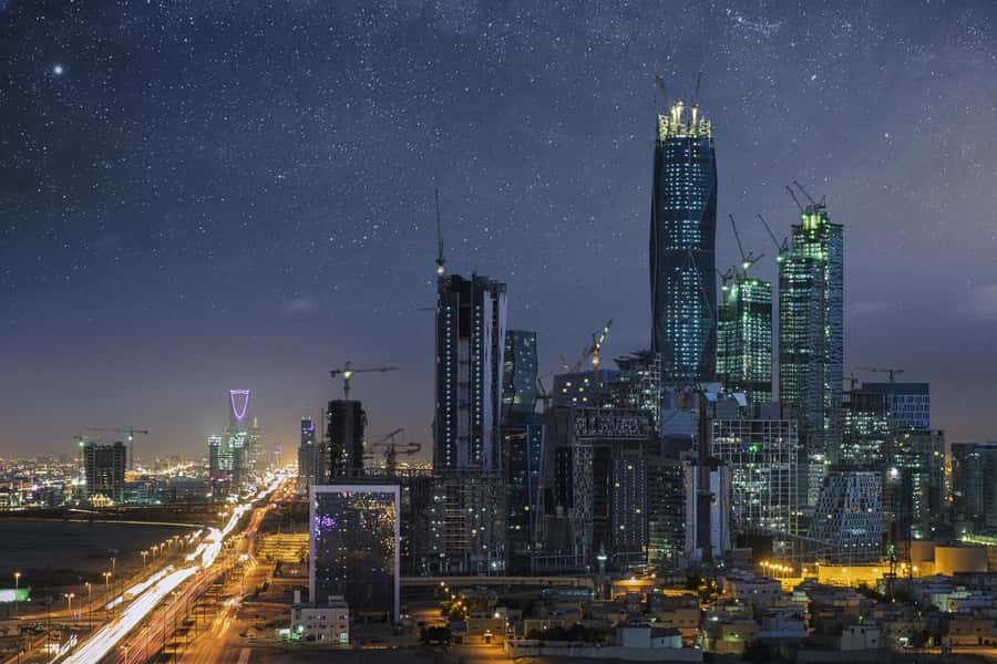 Riyadh: Full-Day Riyadh Exploration Tour with Optional Lunch - Kingdom Tower and the Sky Bridge view