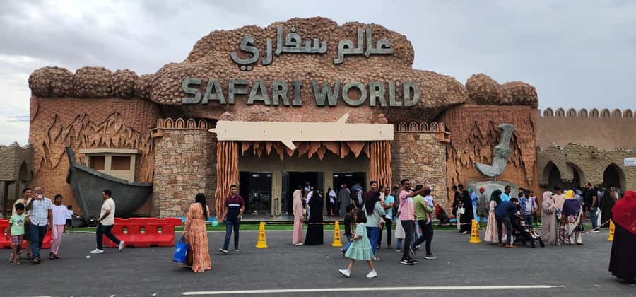 Safari World Zoo and Wahiba Sands with Sunset - What the $100 price really buys