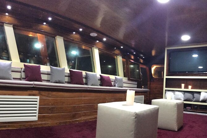 See Doha from the Sea - What the boat and crew are like