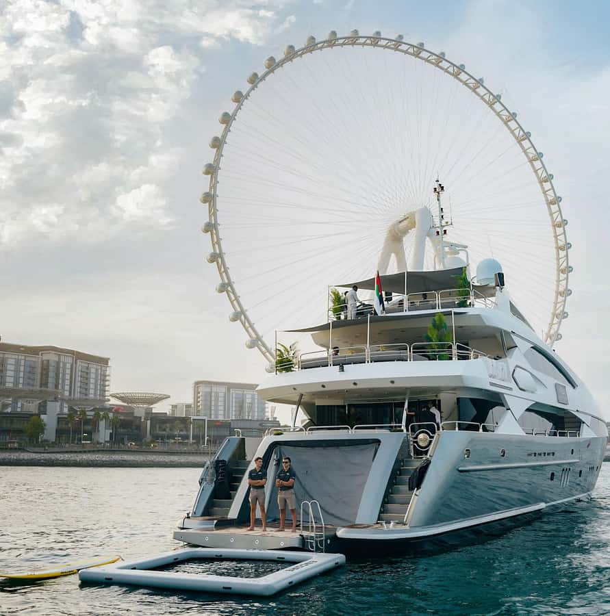 Sunseeker Superyacht: VIP Dinner, Premium Drinks& Live Music - The omakase dinner and Japanese menu