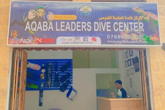 Take advantage of a half-day boat dive experience in Red sea of Aqaba. - Reaching Aqaba’s Red Sea sites
