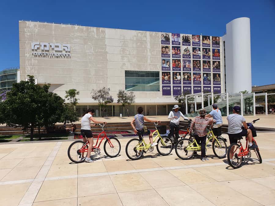 Tel Aviv 3-Hour Easy Bike Tour - Rabin’s Square and the Ben Gurion Museum