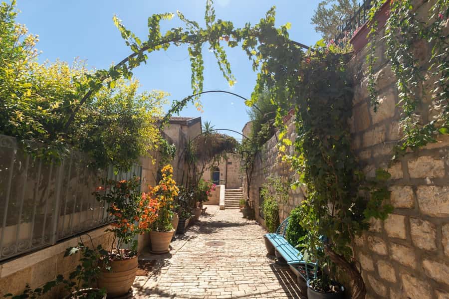 Tel Aviv: Best of Jerusalem Day Tour - What the walking demands from you