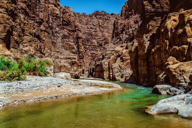 Wadi Mujib Siq Trail with Amman Panoramic&Optional Dead Sea Visit - What the private Amman transfer adds