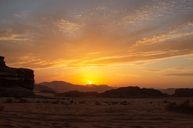 Wadi Rum Desert Sunset Tour - What the private format is worth