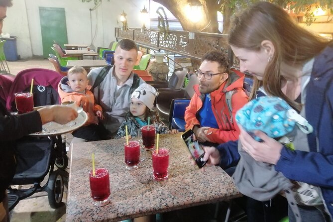 Walking Tour, Visit the Old Town and Markets, Taste Food - What the guides add to the experience