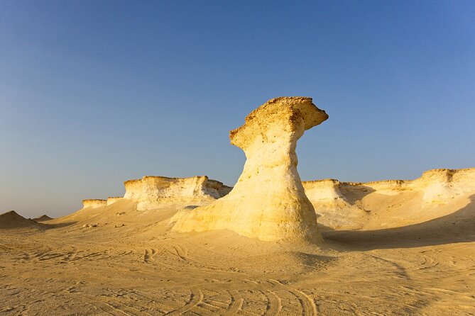 West of Qatar Tour || Richard Serra || Mushroom Rock Formation - Richard Serra’s giant steel line through the desert